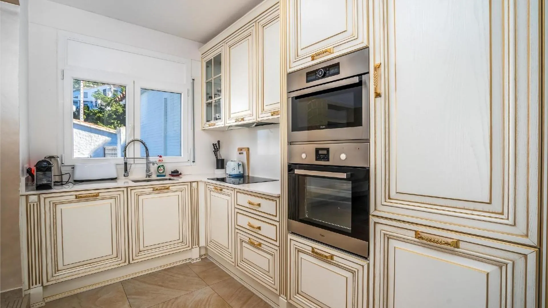 Ferienhaus Mit Privatpool Fuer 8 Personen Ca 250 Qm In Roses, Costa Brava Golf De Roses
